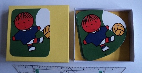 d014 doosje met 12 nijntje labels, Ophalen of Verzenden, Zo goed als nieuw, Overige sporten