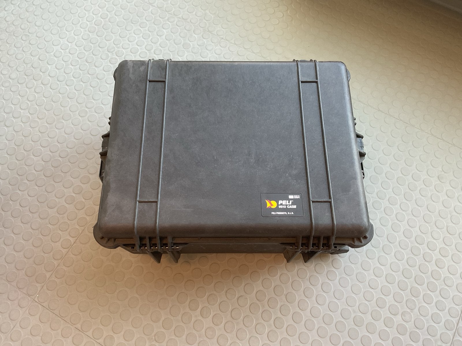 Peli 1610 Case met schuim en wielen - Robuuste koffer, Ophalen, Gebruikt