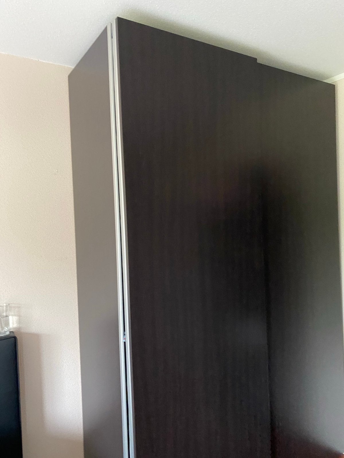 Ikea kledingkast 150x200 cm zwartbruin, Ophalen, 200 cm of meer, Met plank(en), 150 tot 200 cm