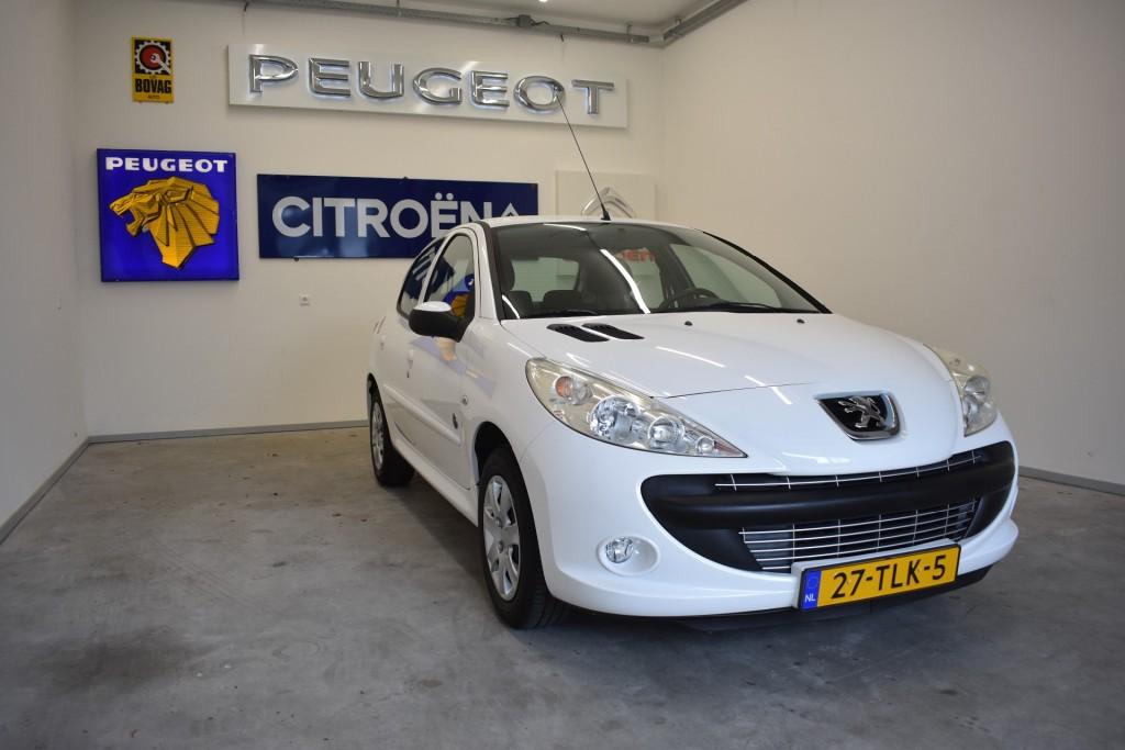 Peugeot 206 1.4 VTI 5 deurs Urban Move 33.000 Km. 1e Eig. 75, Auto's, Peugeot, Euro 5, Elektrische ramen, Huisgarantie, 4 cilinders