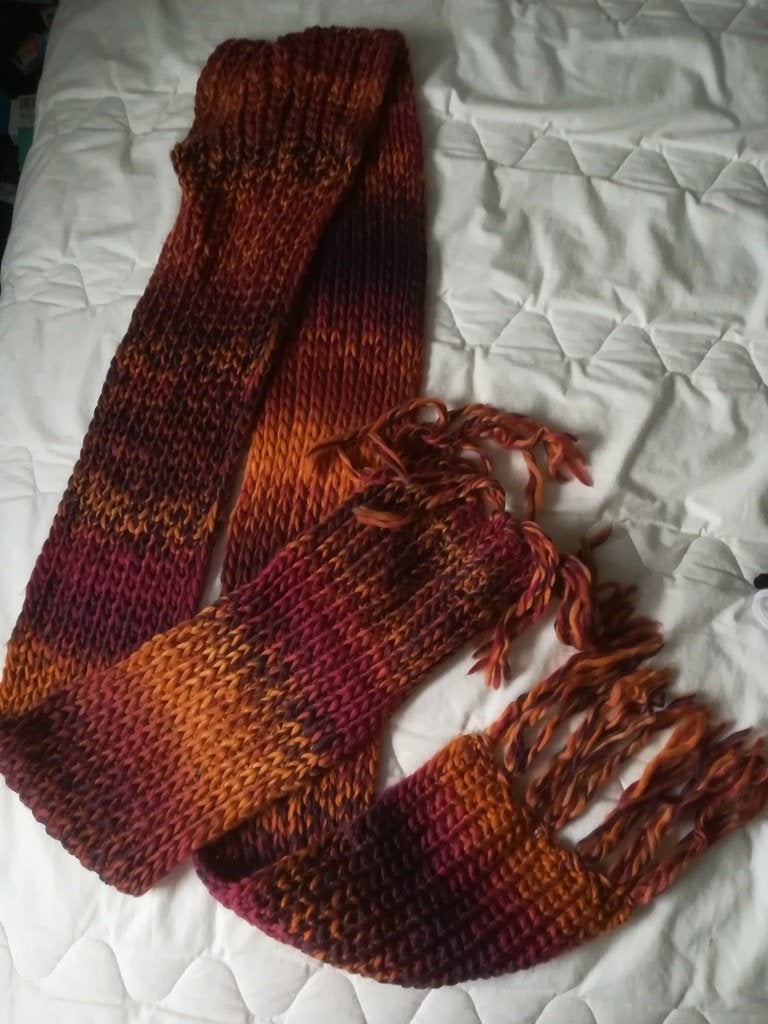 Gratis: ZGAN sjaal. 250 cm lang, Ophalen of Verzenden, Zo goed als nieuw, Maat 46/48 (XL) of groter, Sjaal