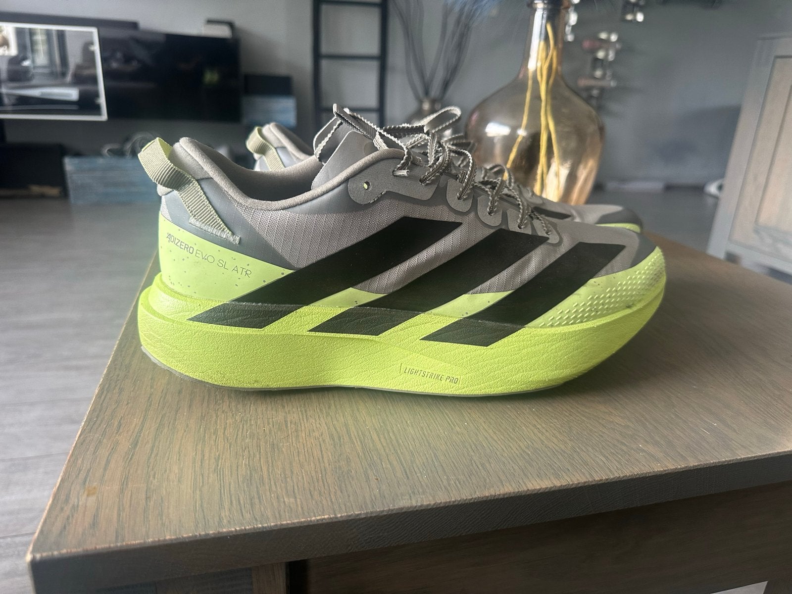 Adidas Adizero Evo SL ATR hardloopschoenen - Zo goed als nie, Sport en Fitness, Adidas, Hardloopschoenen, Ophalen of Verzenden