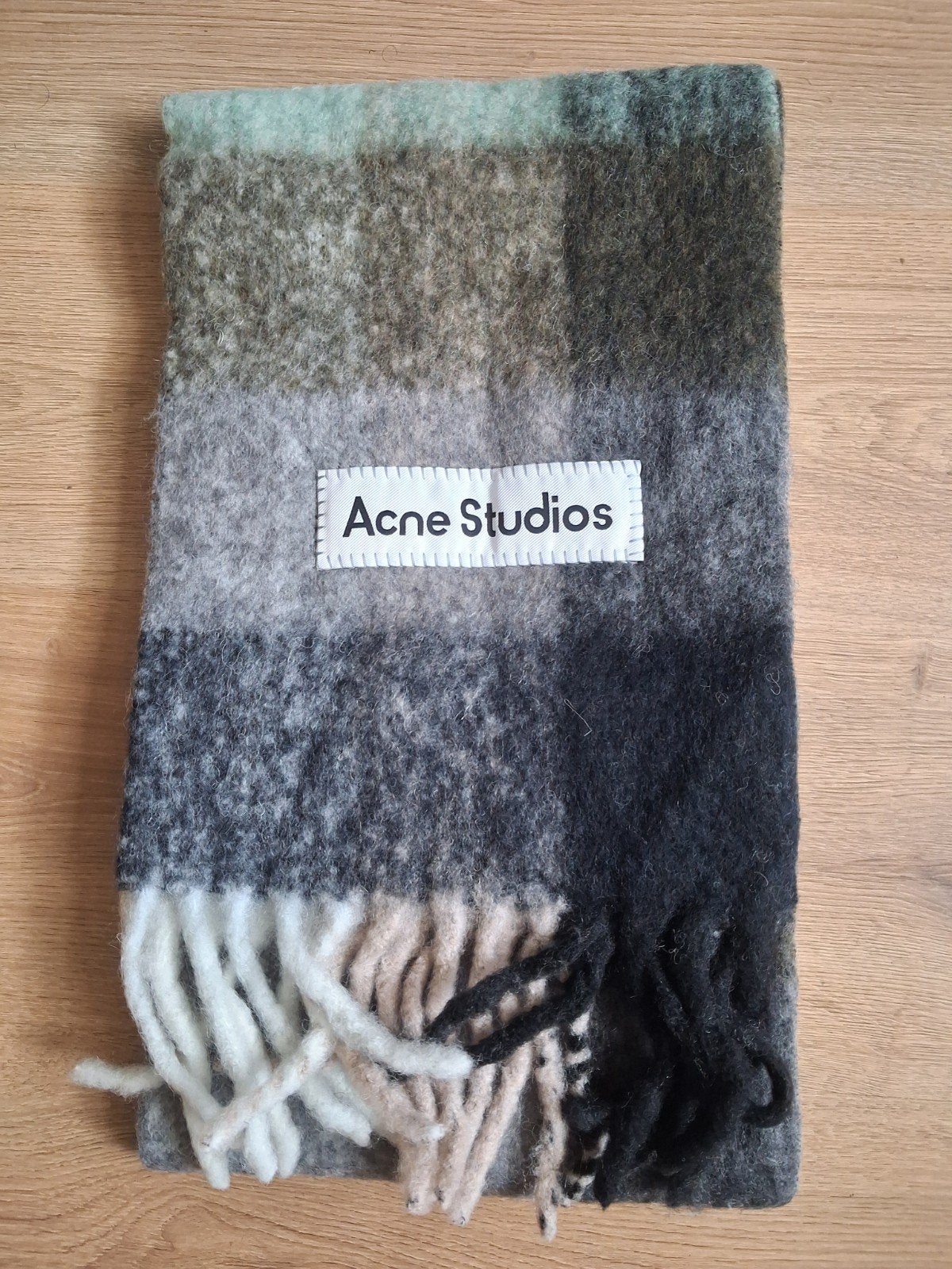 acne studio's sjaal, Kleding | Dames, Ophalen of Verzenden, Nieuw, Maat 46/48 (XL) of groter, Sjaal