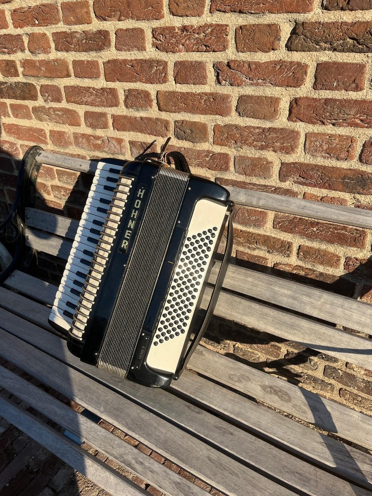 Hohner Verdi II accordeon met koffer en riemen, Muziek en Instrumenten, Gebruikt, Overige formaten, Met koffer, Hohner