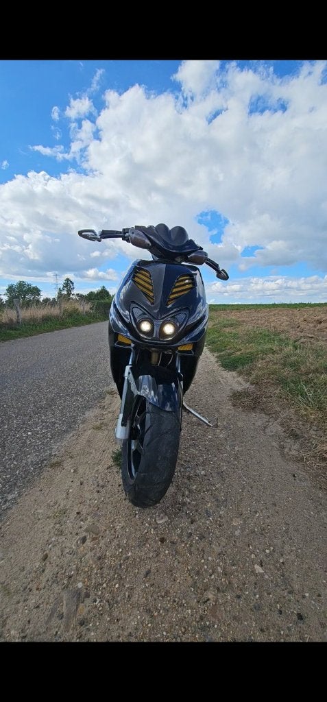 Yamaha Aerox DR70CC GEREVISEERD, Fietsen en Brommers, Scooters | Yamaha, Ophalen, Aerox, Maximaal 45 km/u, Zo goed als nieuw