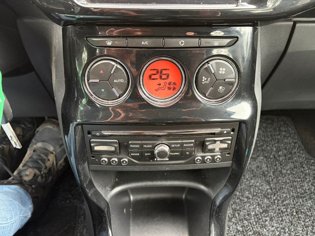 Foto 12 van Citroën C3 1.2 VTI 60KW/82PK 2014 ZO INGERUILD ZO WEG PRIJS