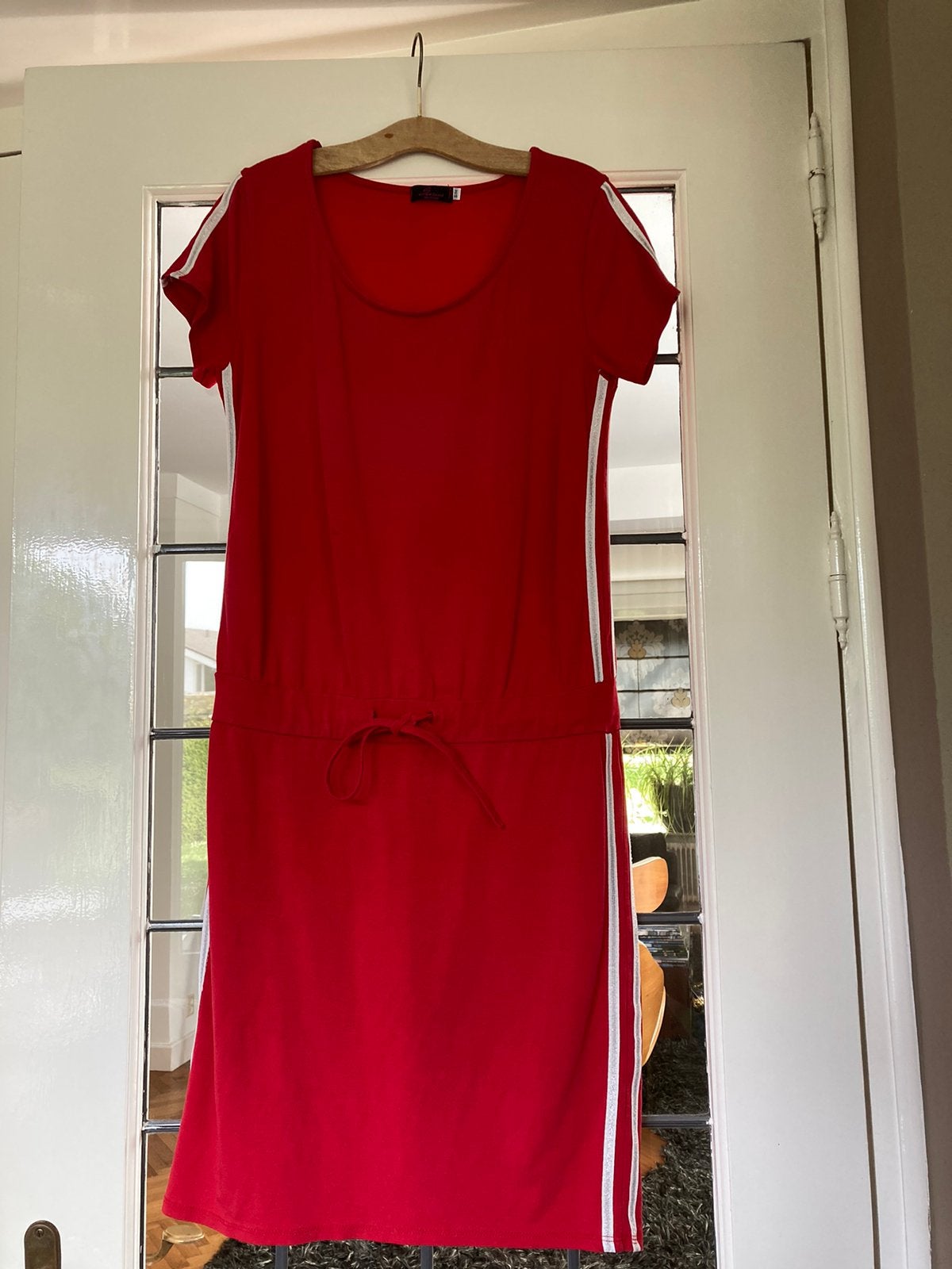 Leuk jurkje Savinni maat S/M, Kleding | Dames, Maat 38/40 (M), Ophalen of Verzenden, Zo goed als nieuw, Knielengte