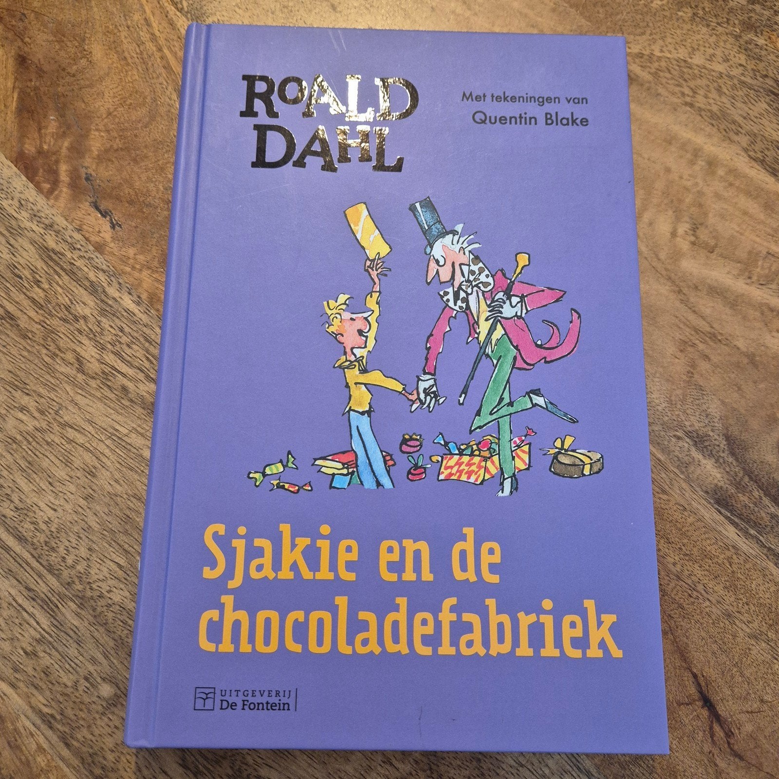 Sjakie en de chocoladefabriek - Roald Dahl, Ophalen of Verzenden, Zo goed als nieuw, Roald Dahl, Sprookjes