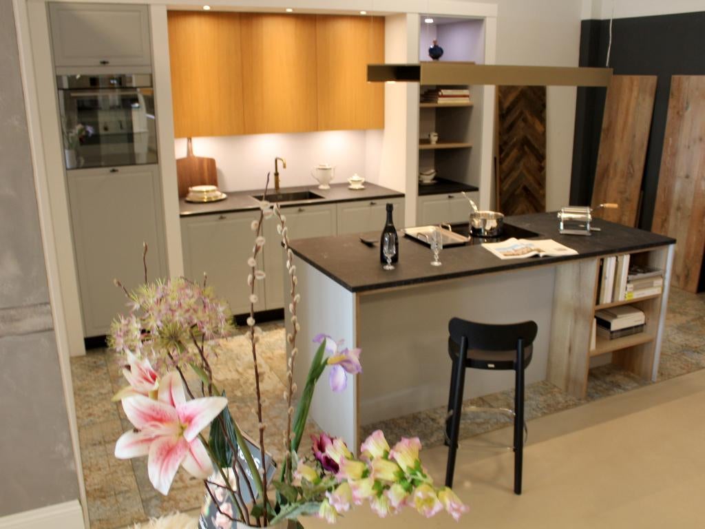 MB-5 Luxe landelijke maatwerkkeuken met V-ZUG & NEFF, Ophalen, Info@beckermann.de, Overige kleuren, Overige typen