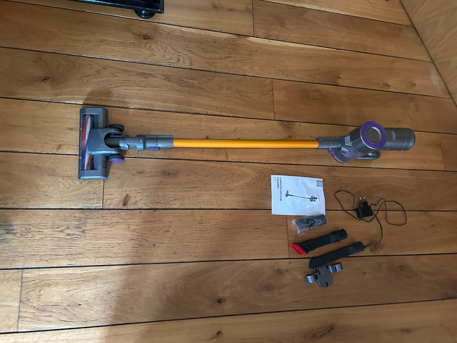 Draad loze steel stofzuiger, Witgoed en Apparatuur, Ophalen, Zo goed als nieuw