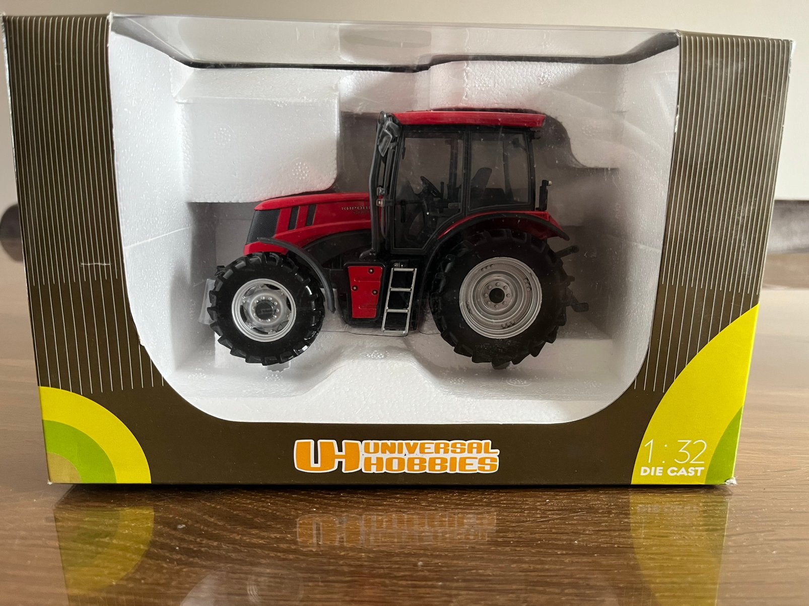 Kirovets K3180 ATM trekker UH 2719 U Nieuw, Ophalen of Verzenden, Nieuw, Tractor of Landbouw, Universal Hobbies
