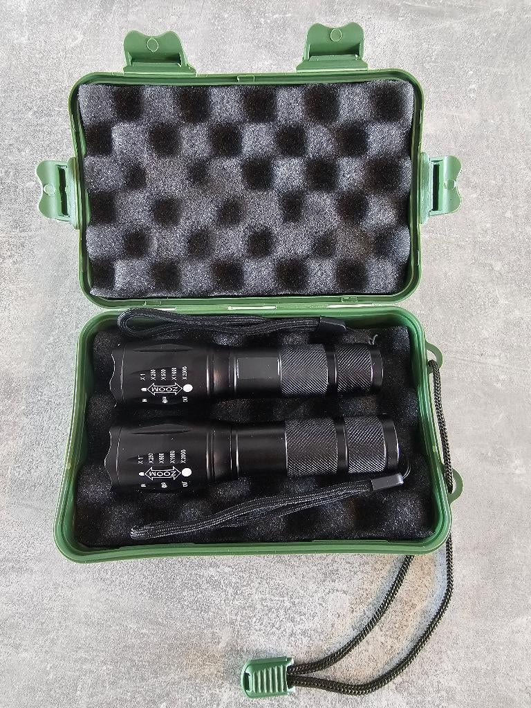 2 Tactische LED zaklampen – 2000 lumen | nieuw in doos, Ophalen of Verzenden, Nieuw, Batterij