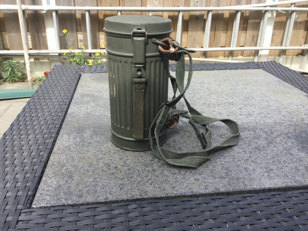 Wehrmacht model 30 gasmaskerbus met gasmasker. Compleet!, Ophalen of Verzenden, Landmacht, Duitsland, Overige typen