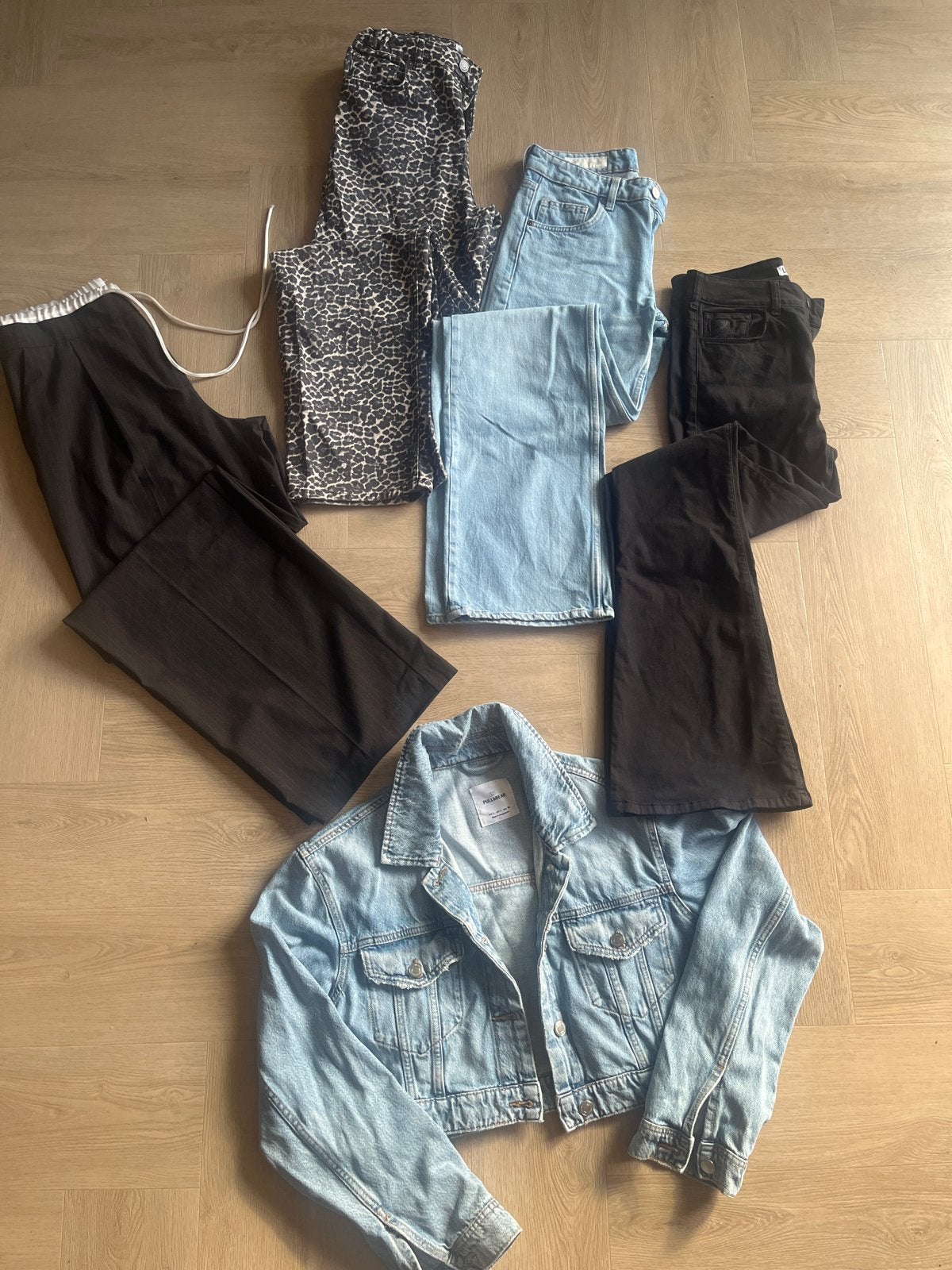 Mooie broeken bundel: Zara, America Today, Loïs, Pull&Bear, Ophalen, Zo goed als nieuw, Maat 34 (XS) of kleiner, Blauw