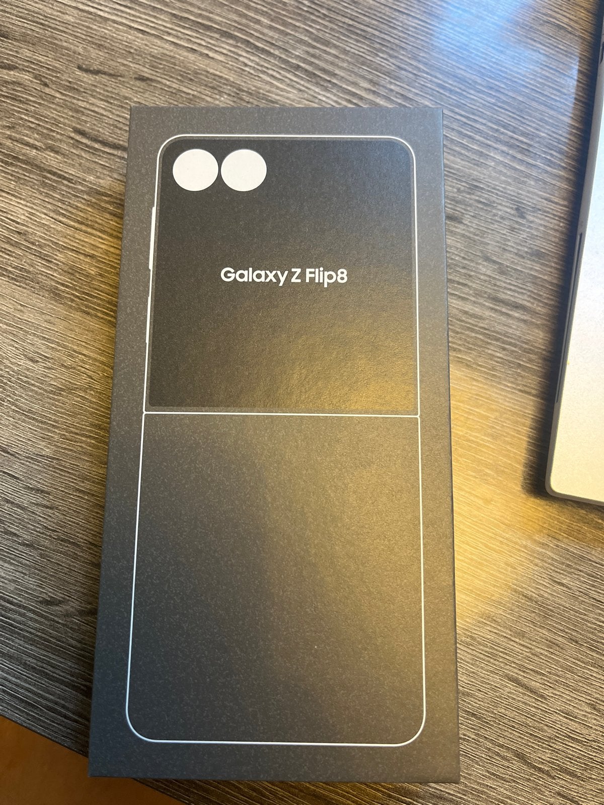 Samsung Galaxy Z Flip8 256GB Graphite - nieuw in doos, Zwart, Touchscreen, Nieuw, Ophalen of Verzenden