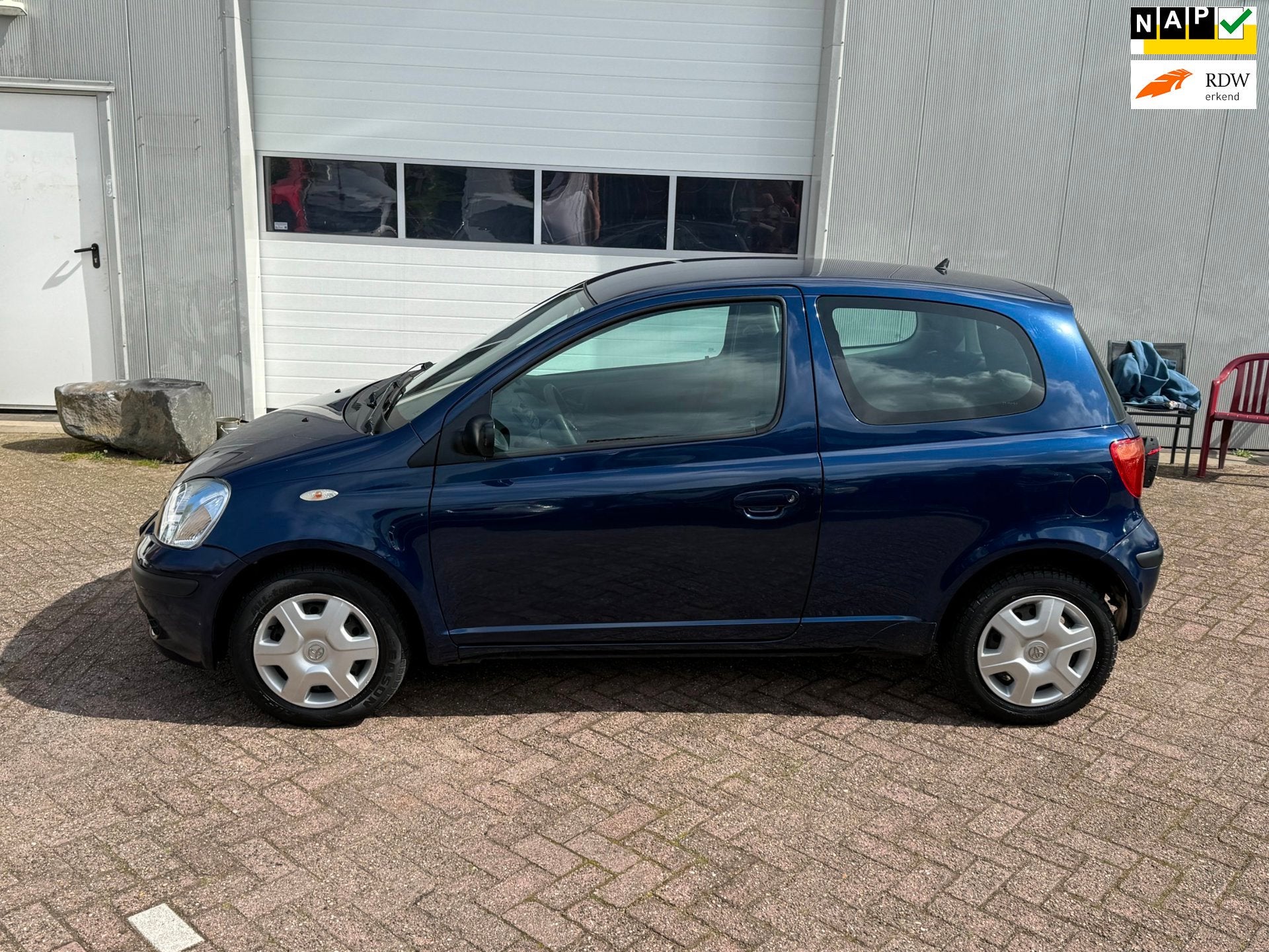 Toyota Yaris 1.0 VVT-i Idols, Auto's, Gebruikt, 31 €/maand, 4 cilinders, 855 kg