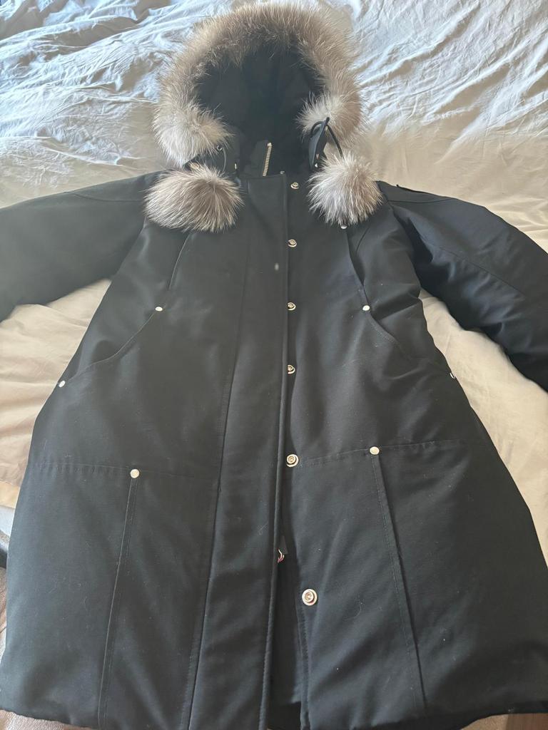 Moose Knuckles jas, Kleding | Dames, Jassen | Winter, Ophalen of Verzenden, Zo goed als nieuw, Zwart