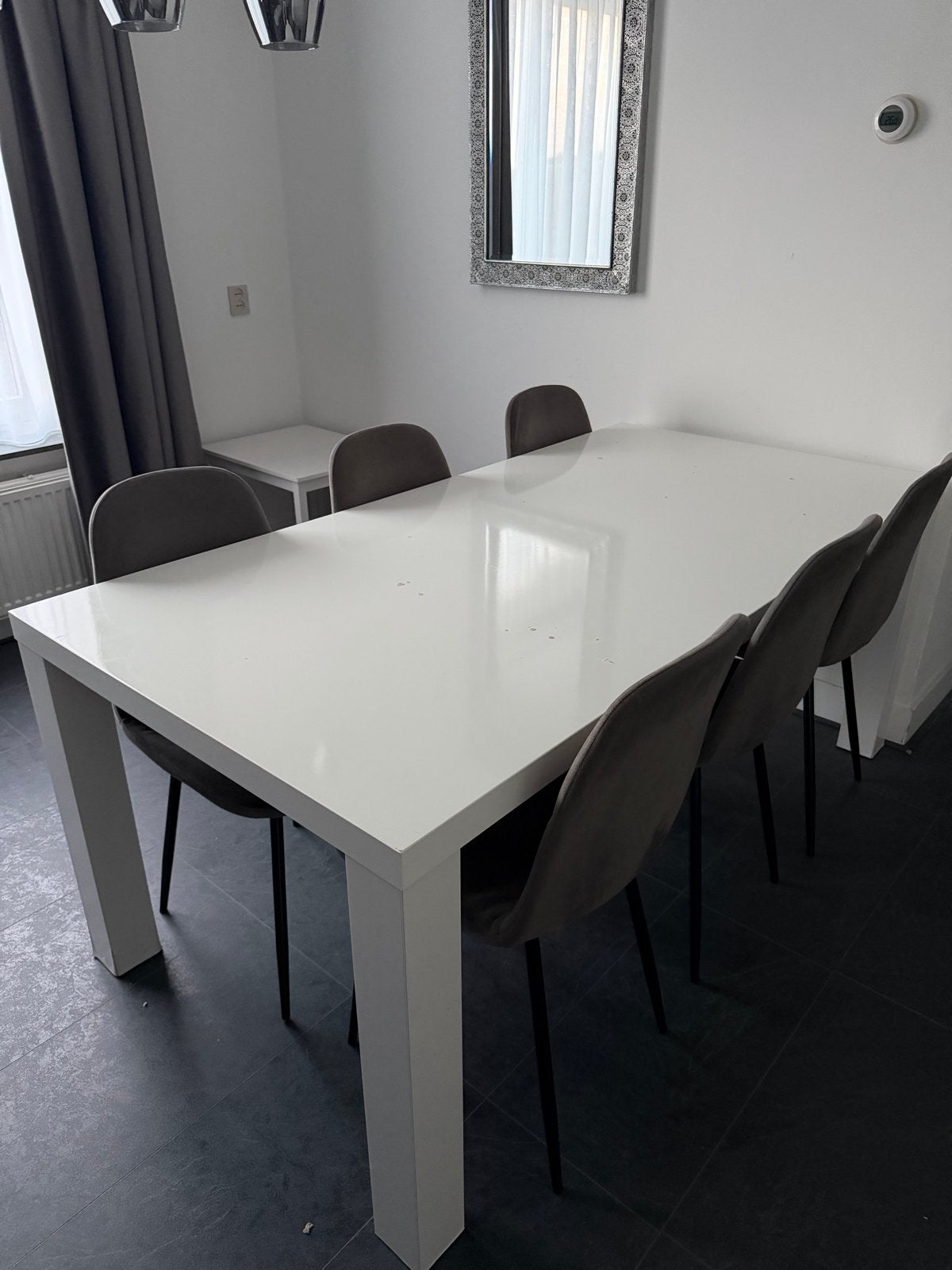 Witte eettafel met 8 stoelen, Ophalen, Overige materialen, Gebruikt, 50 tot 100 cm