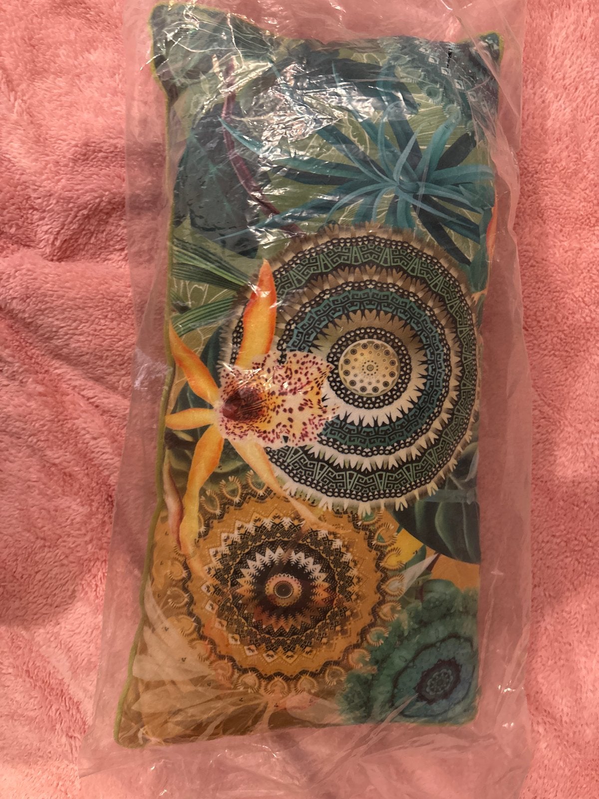 Hip Sierkussen Yissa 30x60 cm - Nieuw in verpakking, Meerkleurig, Met print, Nieuw, Ophalen of Verzenden