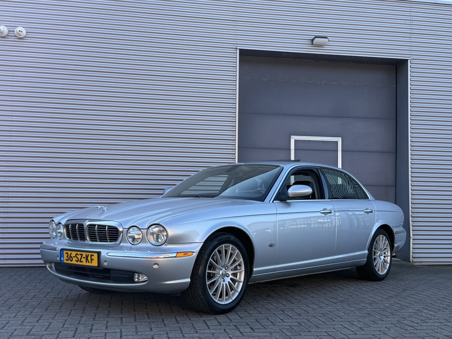 Jaguar XJ 3.0 V6 I Aut. I Navi I Leder I Youngtimer, Auto's, Automaat, 238 pk, Achterwielaandrijving, Gebruikt