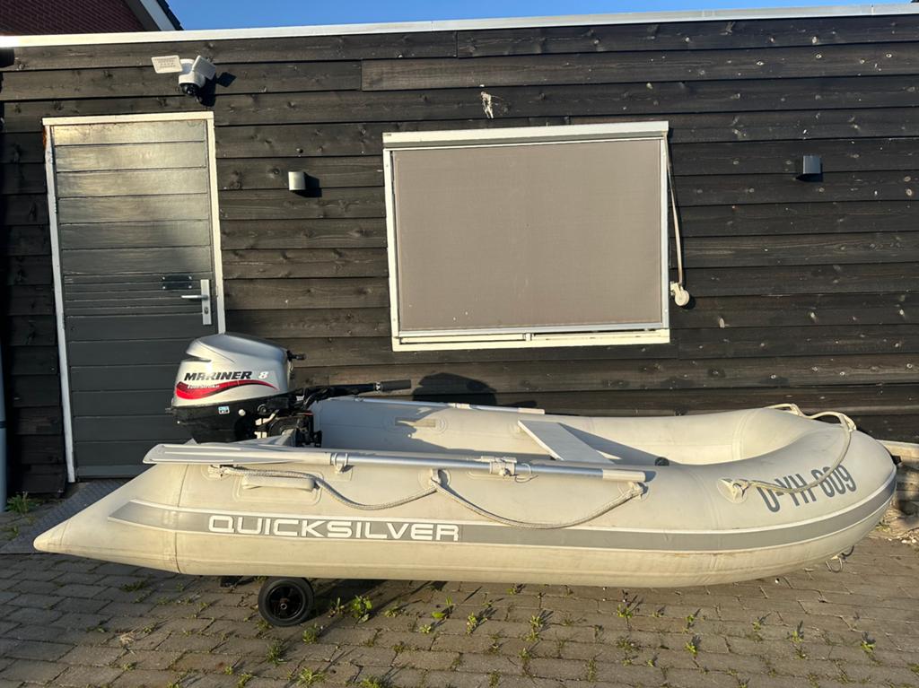 Quicksilver rubberboot 310 + 8PK Mariner 4-Takt + Wieltjes, Ophalen, Zo goed als nieuw, Overige typen