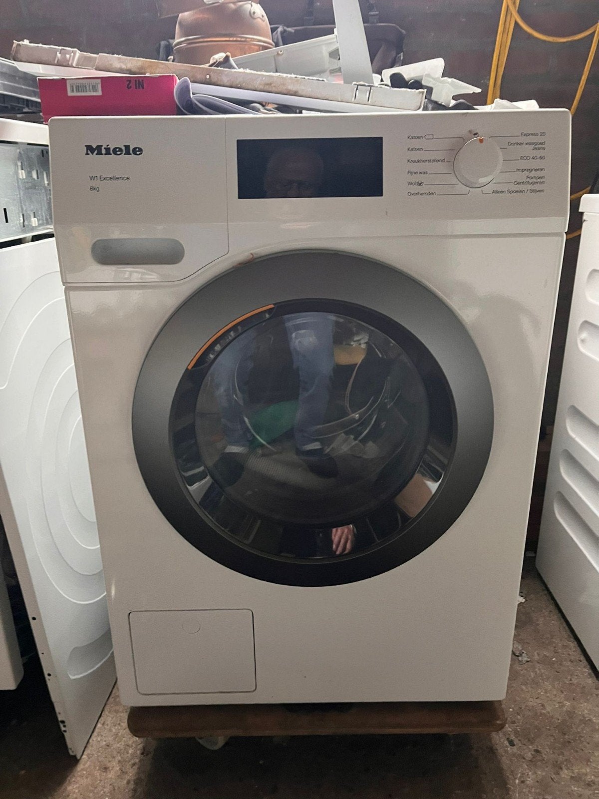 Defecte Miele W1 Excellence 8kg wasmachine, Witgoed en Apparatuur, 1200 tot 1600 toeren, 8 tot 10 kg, Ophalen of Verzenden, Voorlader