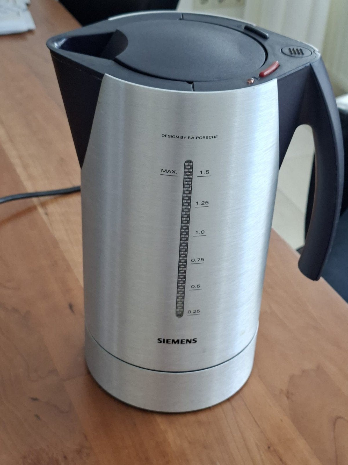 Siemens Porsche Design Koffiezetapparaat & Waterkoker Set, 1 tot 2 liter, Ophalen of Verzenden, Gebruikt, Rvs