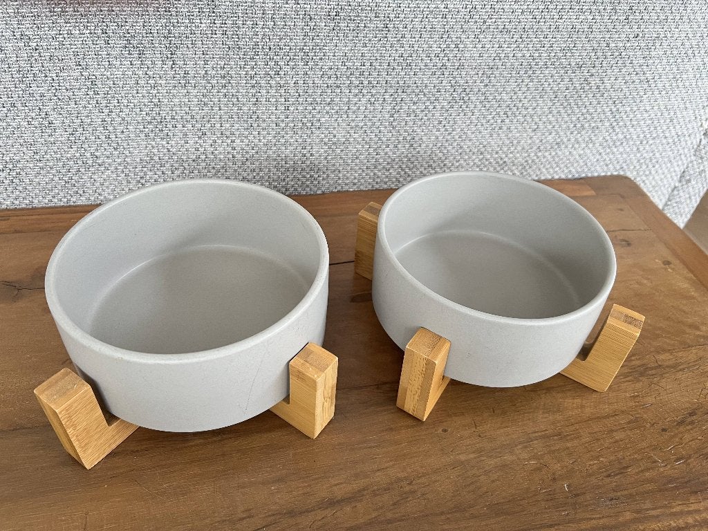 Keramische kattenbakjes met bamboe standaard, Ophalen