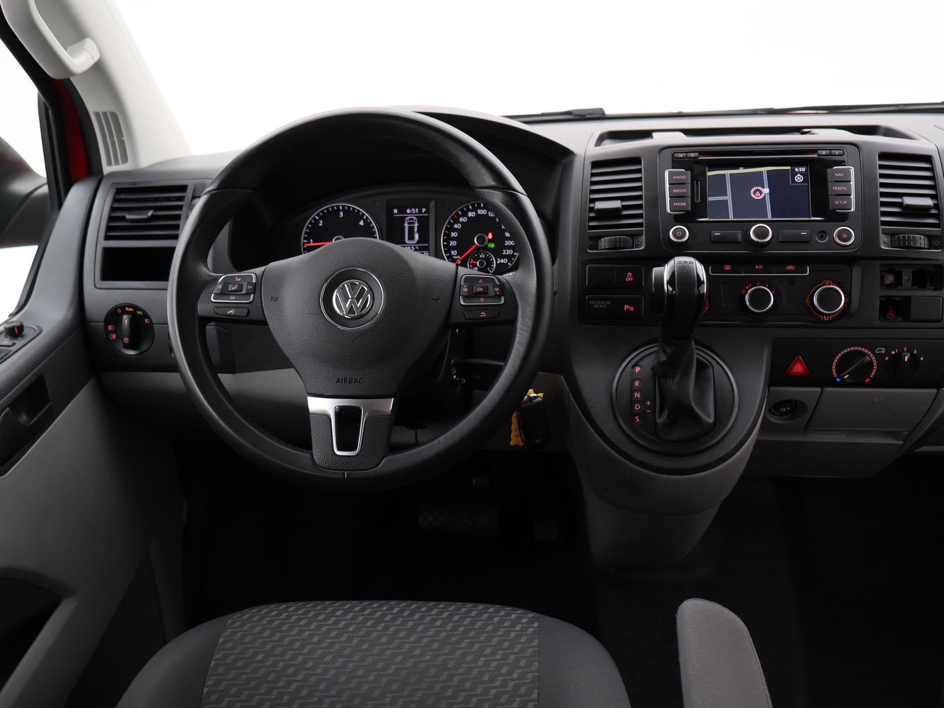 Volkswagen Transporter Kombi 2.0 TDI 140 PK DSG AUT. L2H1 8-, Auto's, Euro 5, Stof, Gebruikt, 241 €/maand
