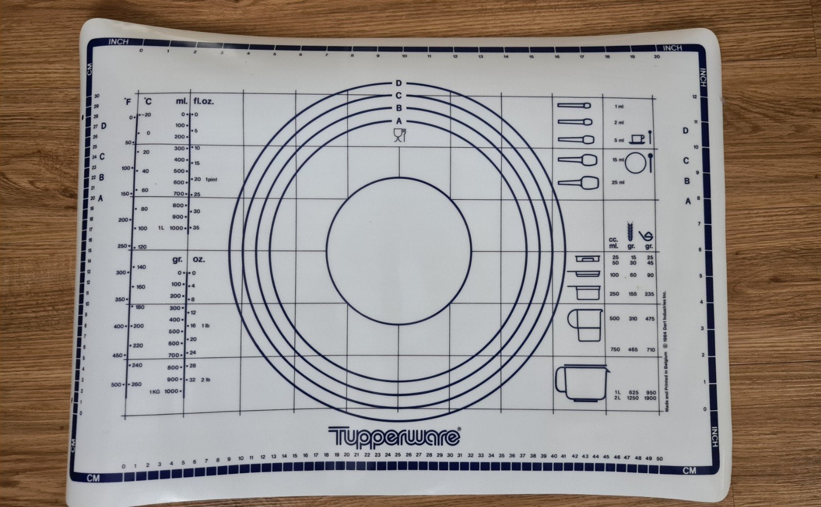 Originele vintage tupperware bakmat / deegblad (1984) – als, Ophalen of Verzenden, Zo goed als nieuw