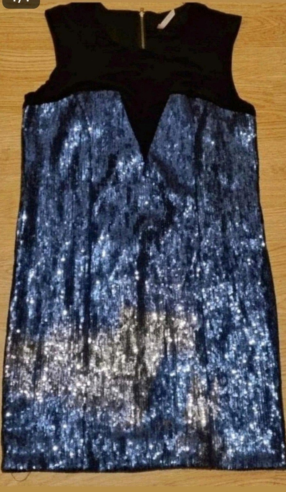 Kort pailletten feest Jurkje L
Blauw /zilver pailletten
Zwar, Blauw, Maat 42/44 (L), Ophalen of Verzenden, Gedragen