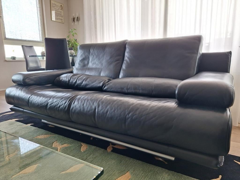 Rolf Benz 6500 bankstel zwart leer verstelbare rugkussens 2p, Ophalen, Tweepersoons, Zo goed als nieuw, Rechte bank
