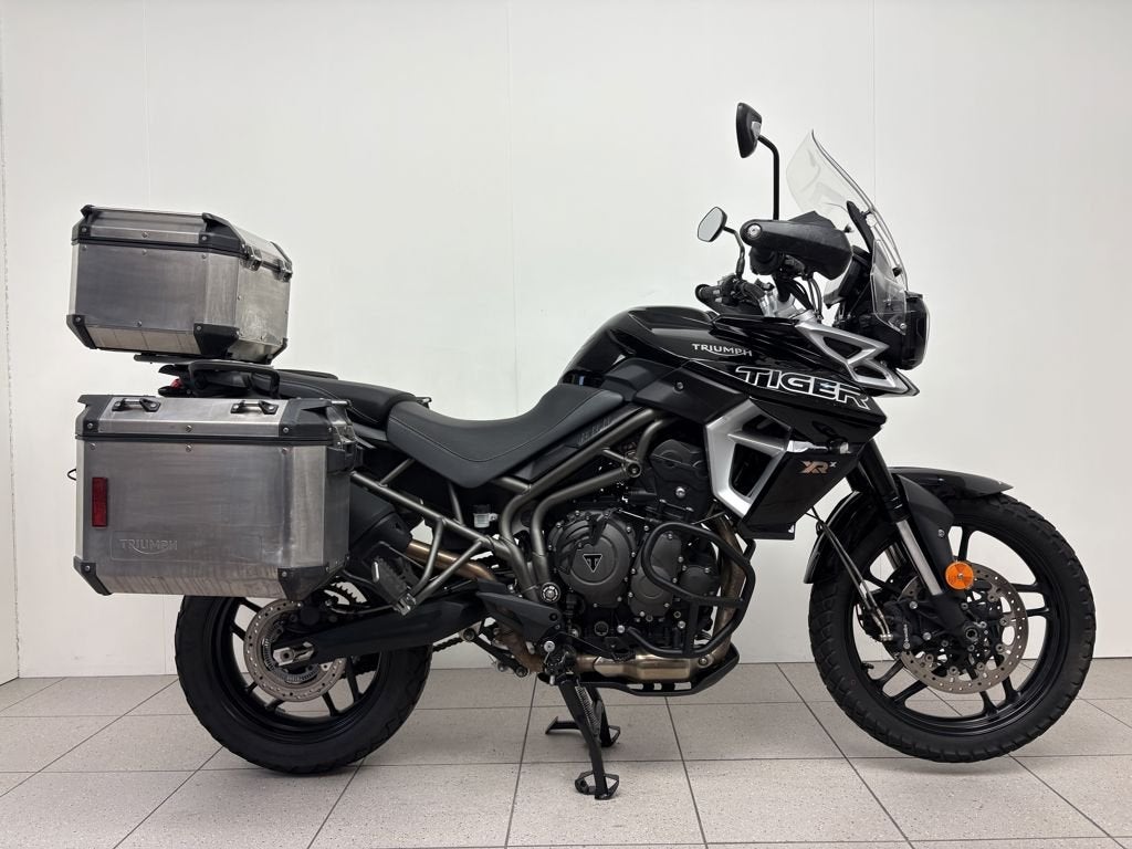 TRIUMPH TIGER 800 XRX, Meer dan 35 kW, Toermotor, Gebruikt, Bedrijf