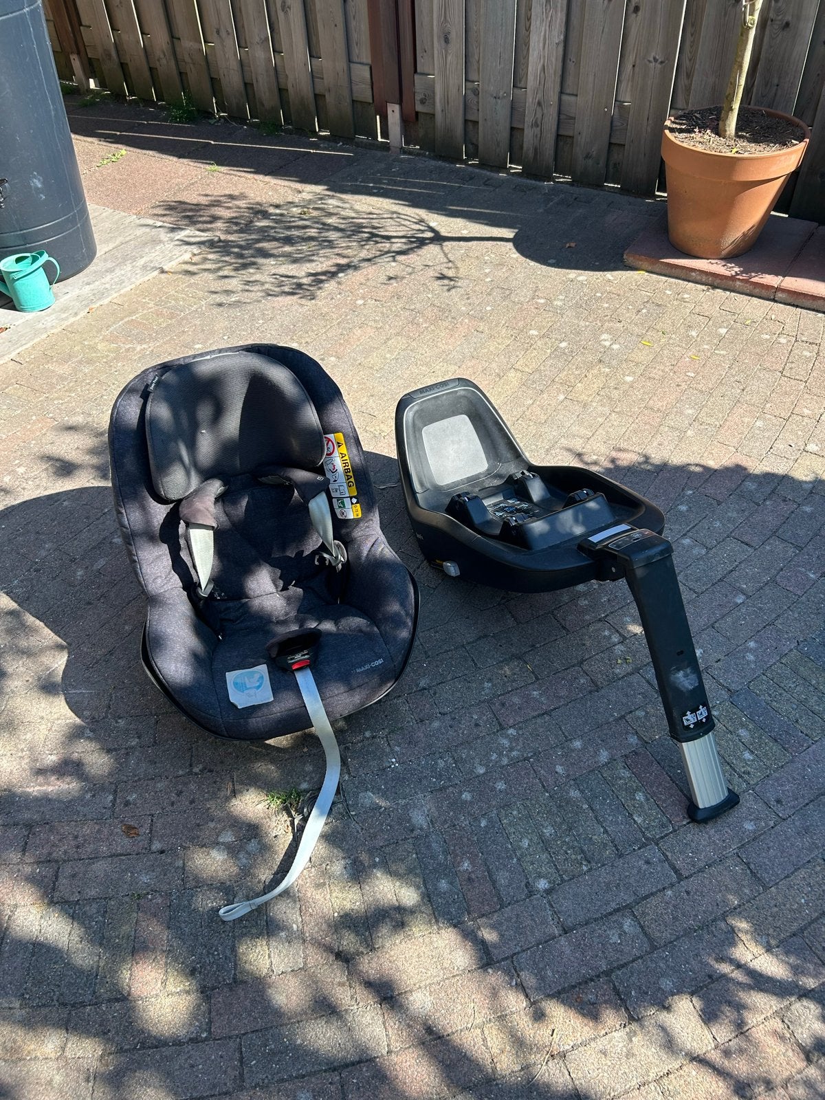 Maxi-Cosi Pearl 2way autostoel met 2wayFix base, Ophalen, Gebruikt, Verstelbare rugleuning, 9 t/m 18 kg