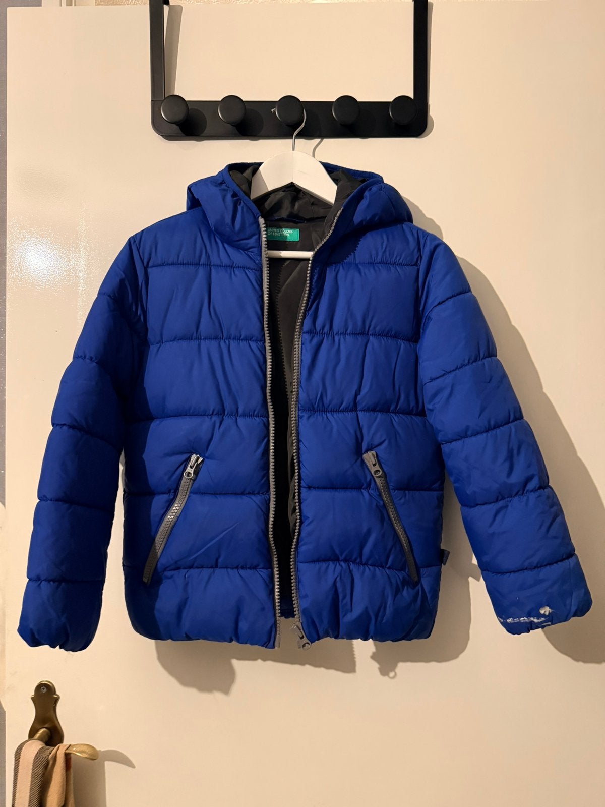 Kinderwinterjas Benetton Origineel– Maat 140, Kinderen en Baby's, Kinderkleding | Maat 128, Ophalen of Verzenden, Zo goed als nieuw