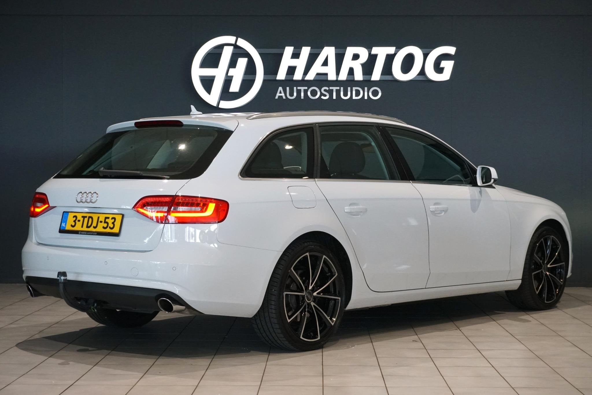 Audi A4 Avant 1.8 TFSI Business Edition *Gletsjerwit Metalli, Euro 5, Stof, Gebruikt, Zwart