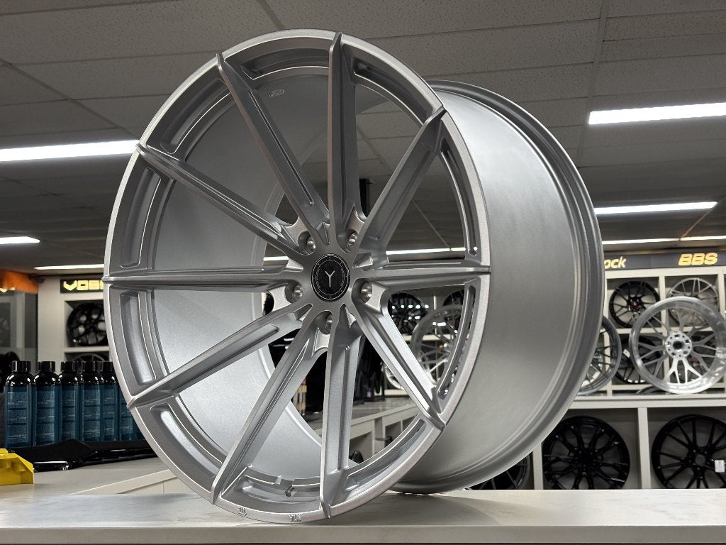 YANAR YF.14 FLOW FORGED 20/21'' BMW M3 M4 G80 G81 G82 G87, Nieuw, Personenwagen, Zomerbanden, Velg(en)