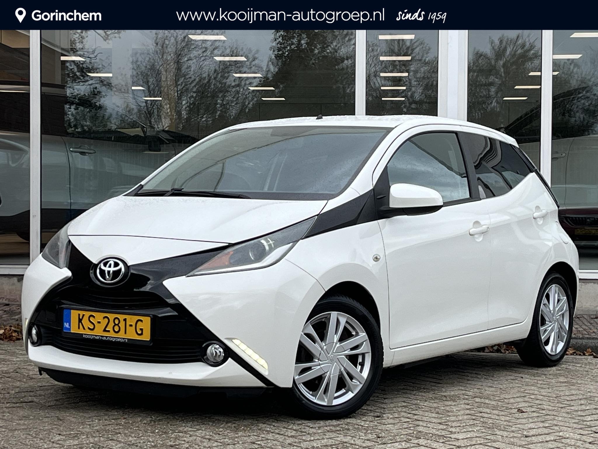 Toyota Aygo 1.0 VVT-i x-sport / Sportieve uitvoering, Auto's, Voorwielaandrijving, Stof, Gebruikt, Euro 6