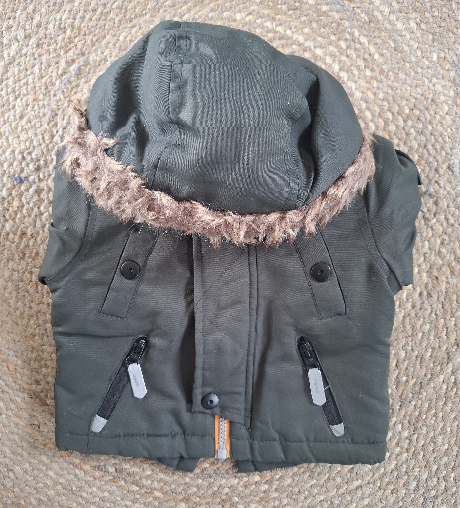 Winterjas groen met bontkraag - merk Rebel - mt 62, Kinderen en Baby's, Babykleding | Maat 62, Gebruikt, Rebel, Ophalen of Verzenden