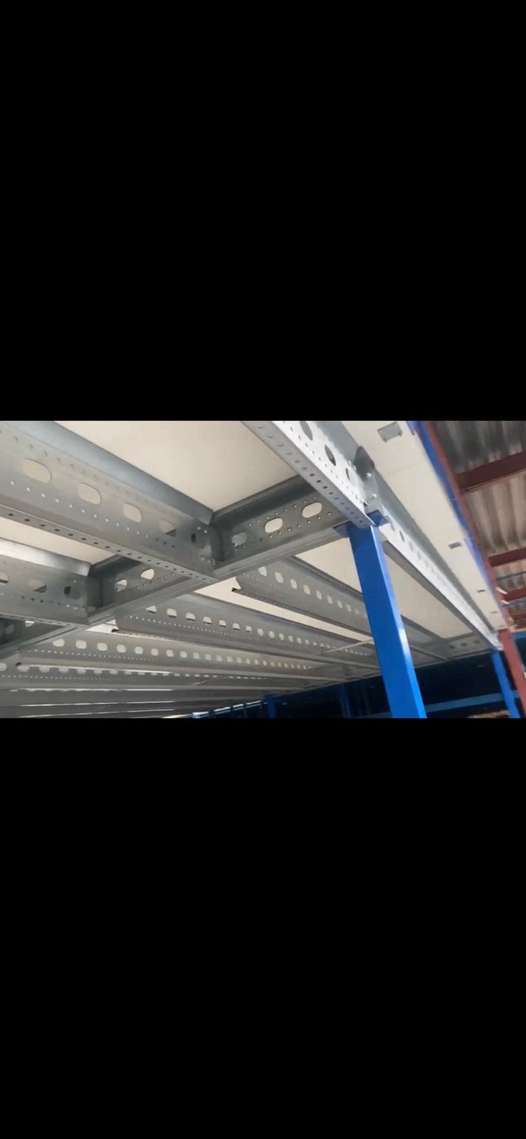 Magazijnvloer Entresolvloer 14 x 13,5 mtr, Ophalen of Verzenden, Zo goed als nieuw