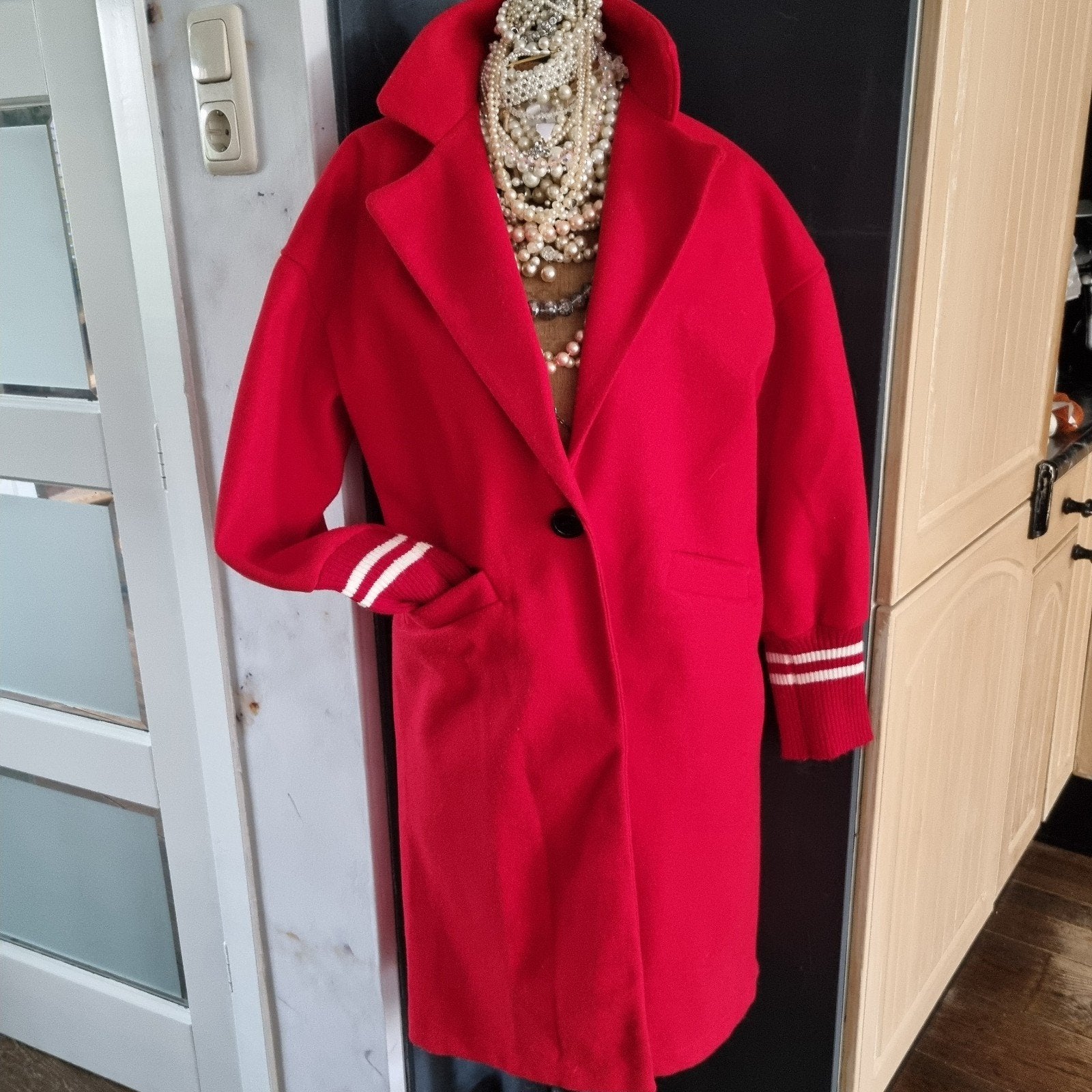 one size ( maat 42 ) New Collection Rode Jas - tussenjas, Kleding | Dames, Ophalen, Maat 42/44 (L), Zo goed als nieuw, Rood
