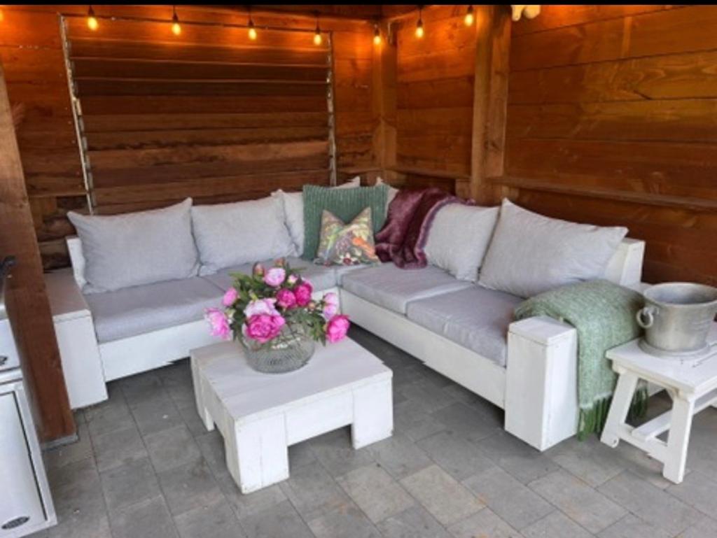 Steigerhouten Loungeset met Dikke Kussens en Hocker/Tafeltje, Ophalen, 5 zitplaatsen, Gebruikt, Steigerhout