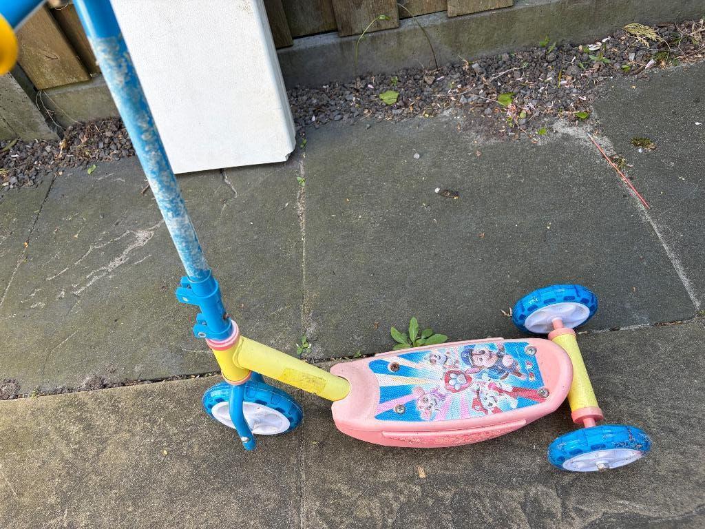 Paw patrol step driewieler, Fietsen en Brommers, Steps, Ophalen, Gebruikt, Gewone step