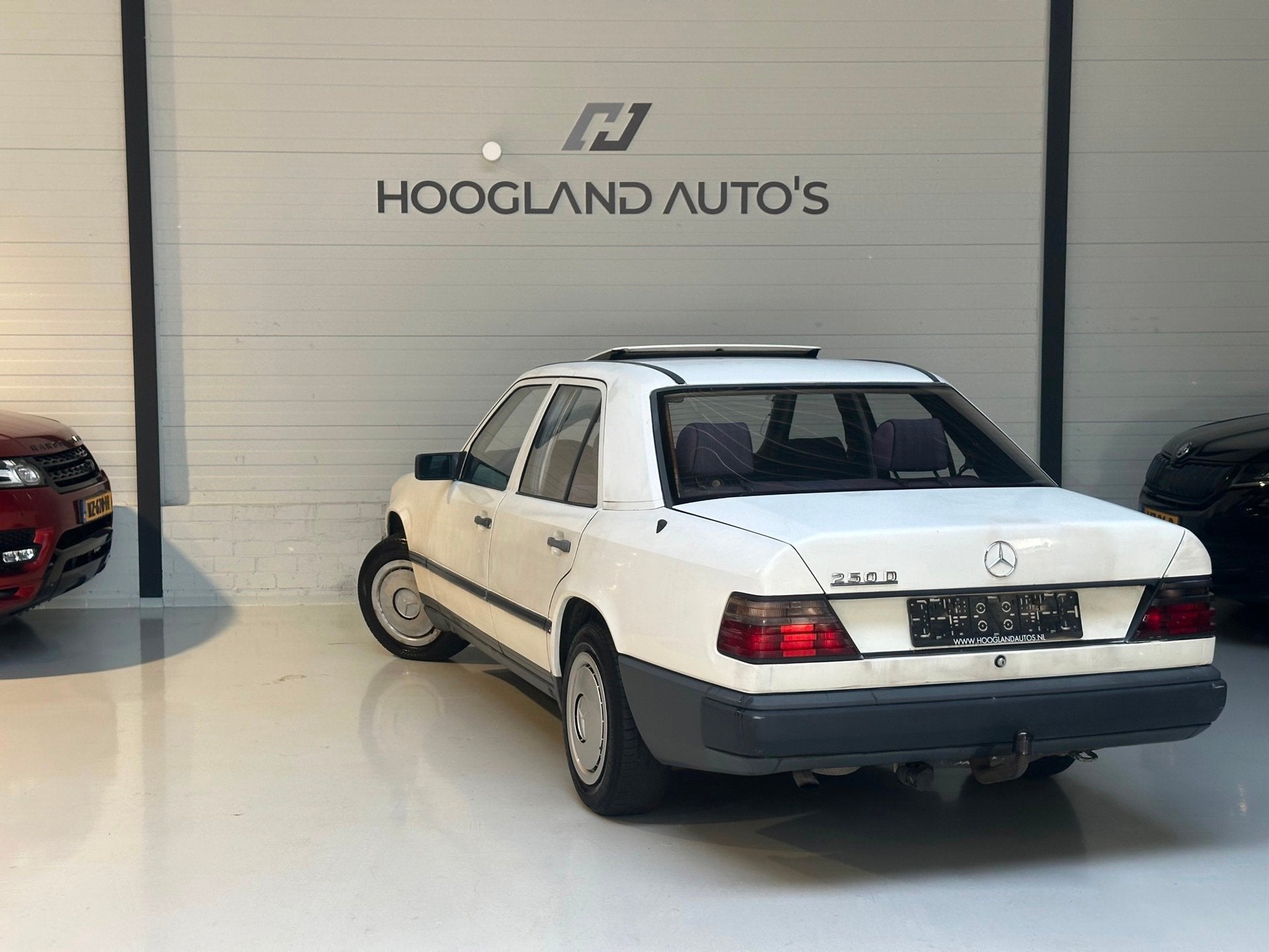 Mercedes-Benz 200-500 (W124) 250 D Oldtimer 1985, foto 5