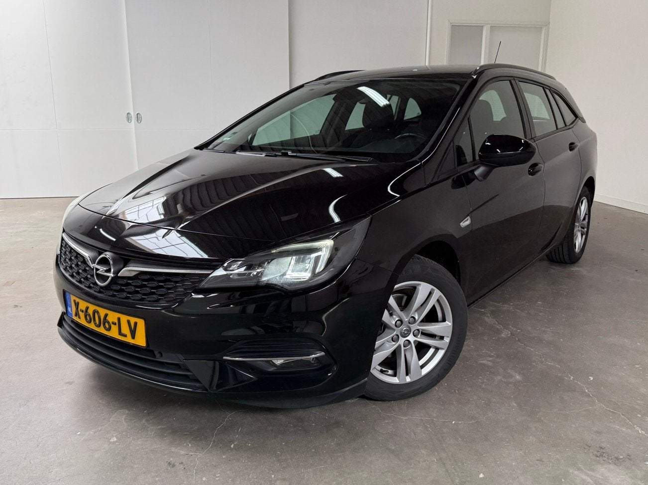 Opel Astra Stationwagon Cdti 2021 - BTW auto, Auto's, Voorwielaandrijving, Stof, Zwart, Navigatiesysteem