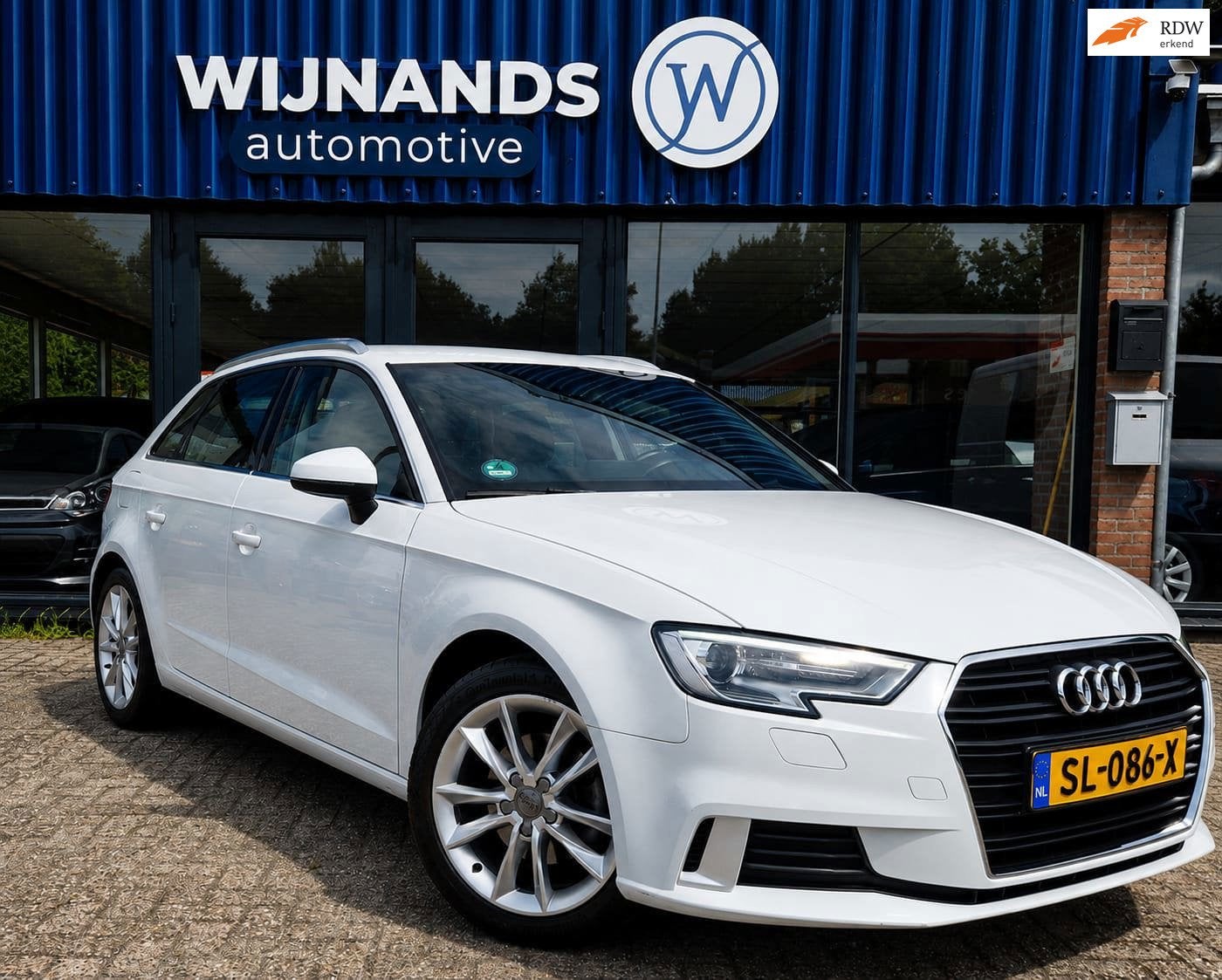 Audi A3 Sportback 1.0 TFSI Design Pro Line Plus Trekhaak Led, Auto's, Dealer onderhouden, Euro 6, Wit, Bedrijf