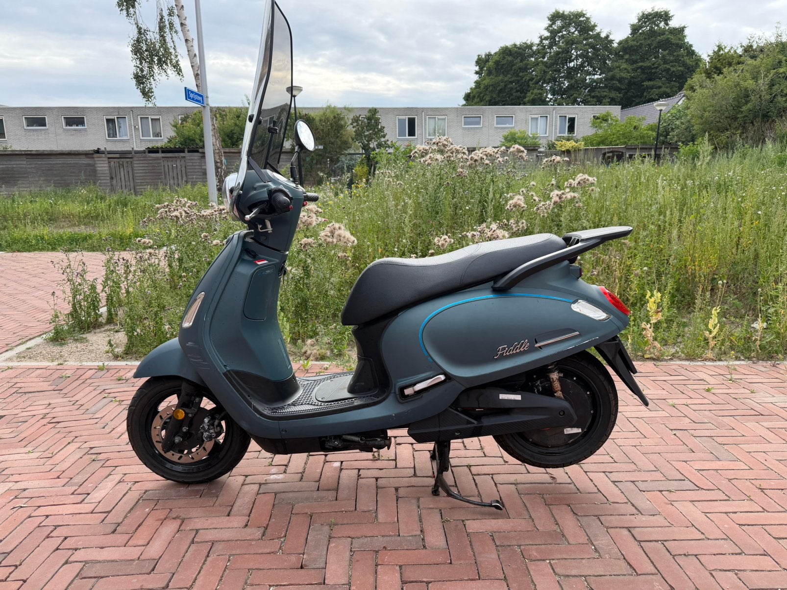 SYM E-Fiddle 4 | 2024 | Nette staat | Hoog windscherm, Ophalen, Maximaal 45 km/u, Elektrisch, Zo goed als nieuw