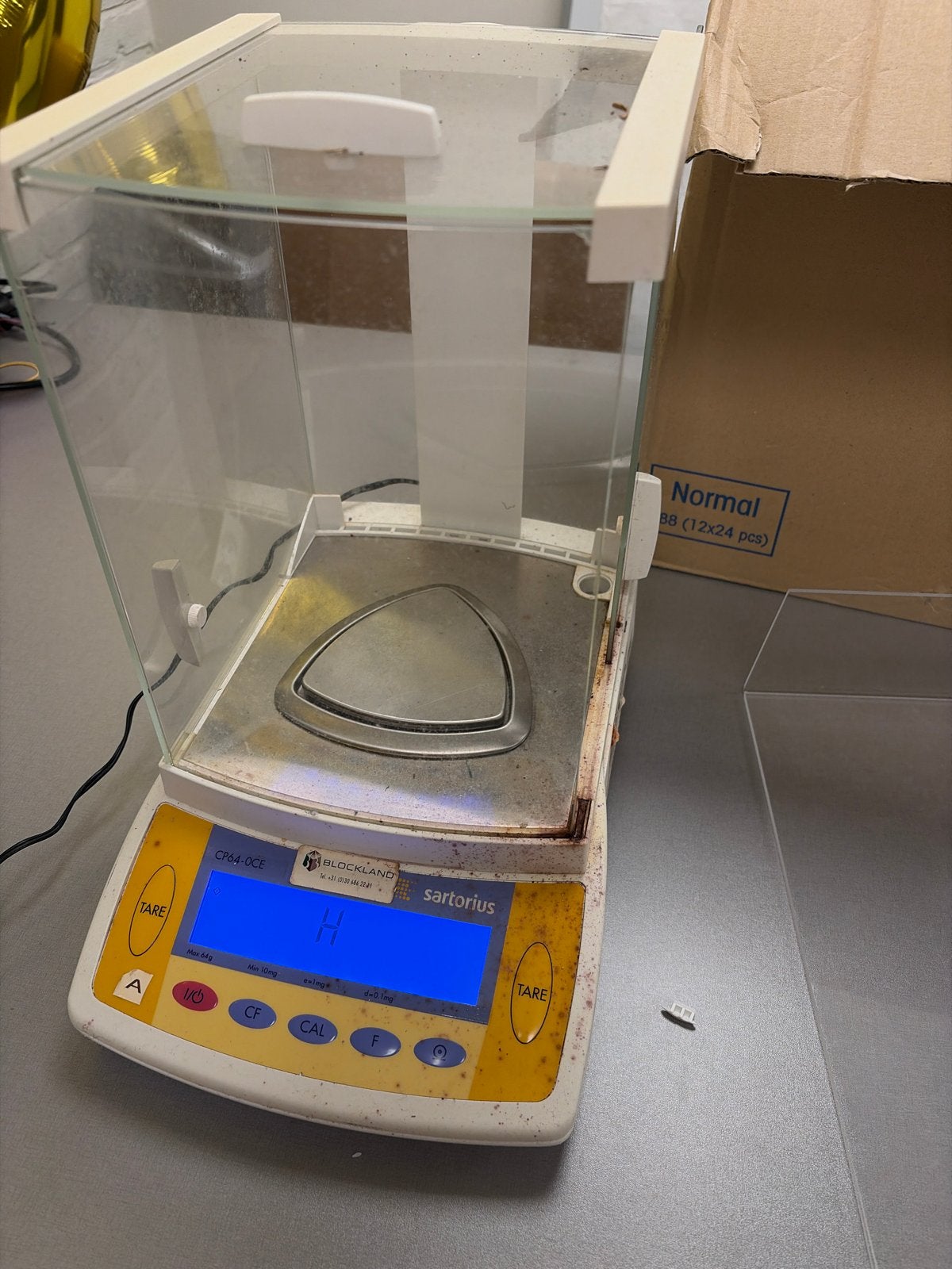 Sartorius Precisieweegschaal CP64-OCE met windkap, Ophalen, Gebruikt, Precisieweegschaal, Minder dan 50 kg