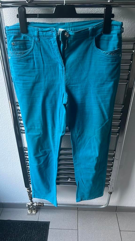 Blauwe broek van Bonita maat 40., Ophalen of Verzenden, Gedragen, Blauw, W30 - W32 (confectie 38/40)