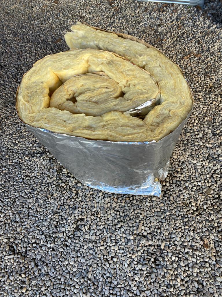 Glaswol isolatie met aluminiumfolie  3 meter / 8 cm dik, Gebruikt, Ophalen of Verzenden, Minder dan 5 m², Vloerisolatie